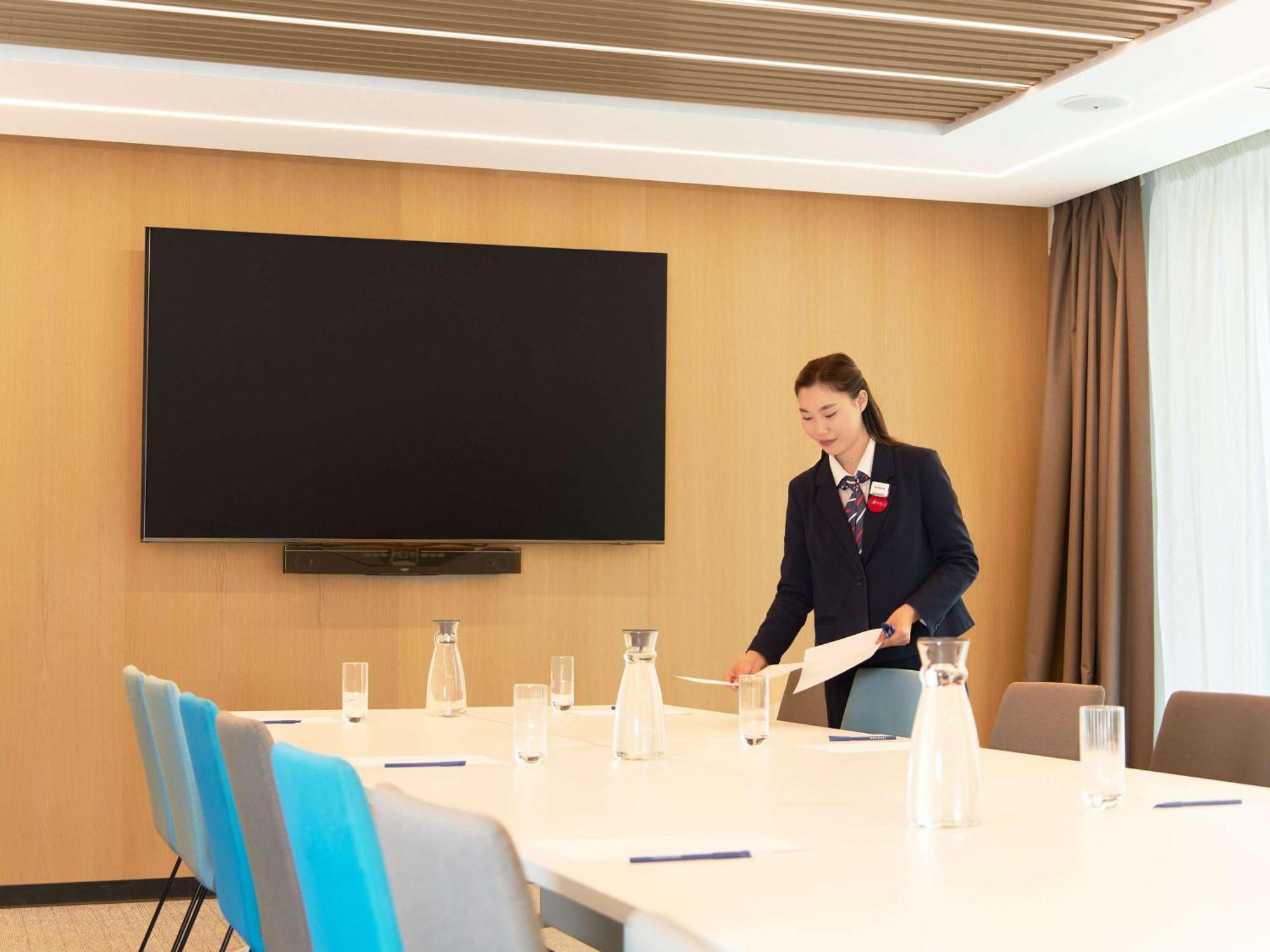 Novotel Living Almaty Jetisu Dış mekan fotoğraf