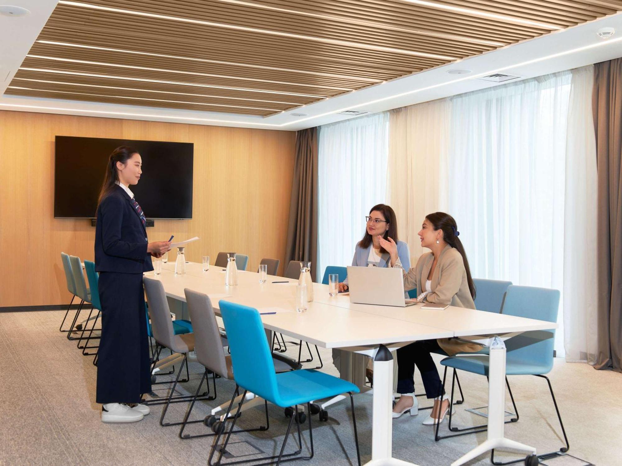 Novotel Living Almaty Jetisu Dış mekan fotoğraf